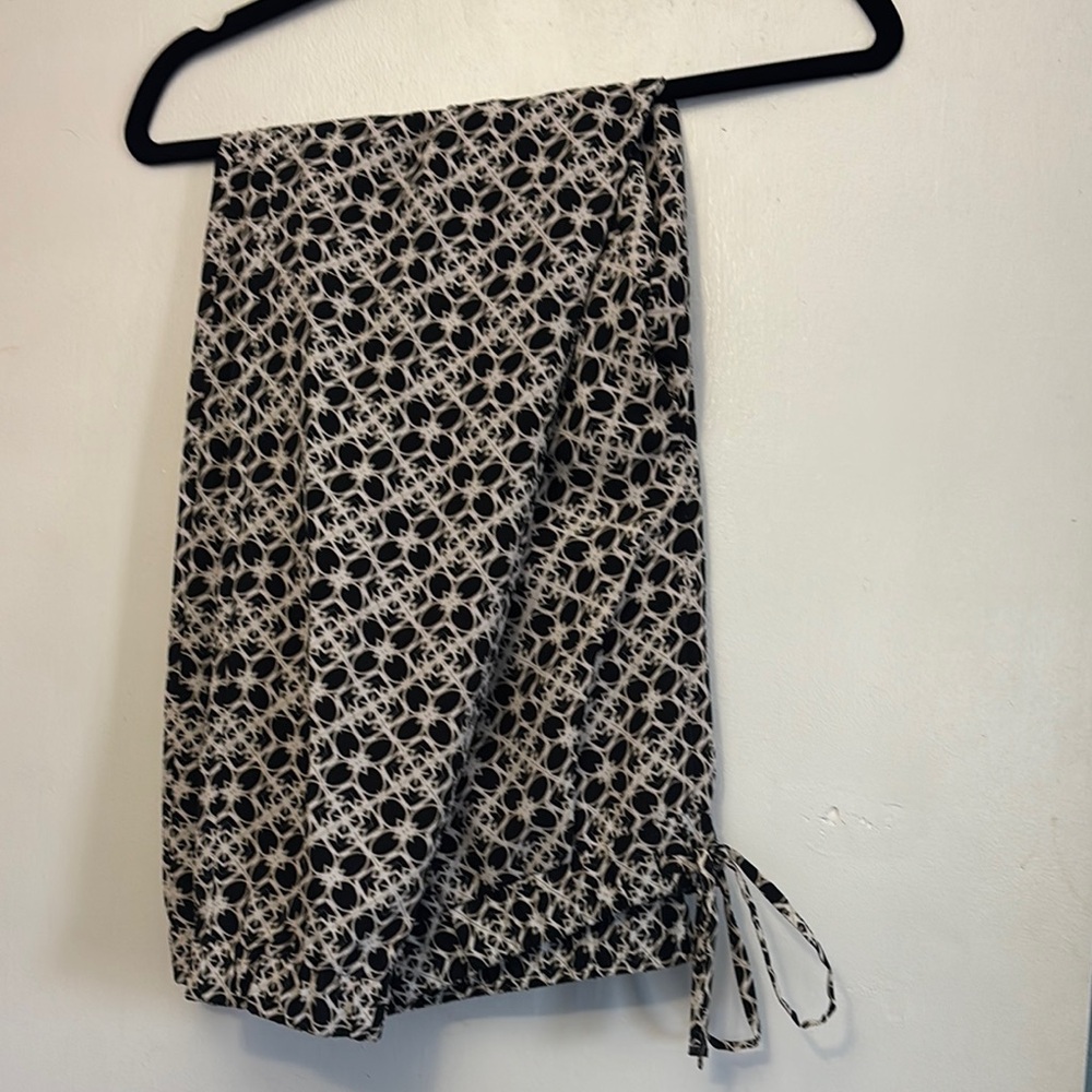 The Limited Black and White Patterned Joggers